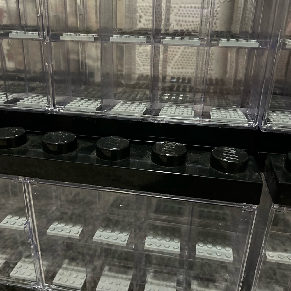 Custom listing for a101licia68 Lego Black and Clear Minifigure Display Case x7 - Picture 5 of 12